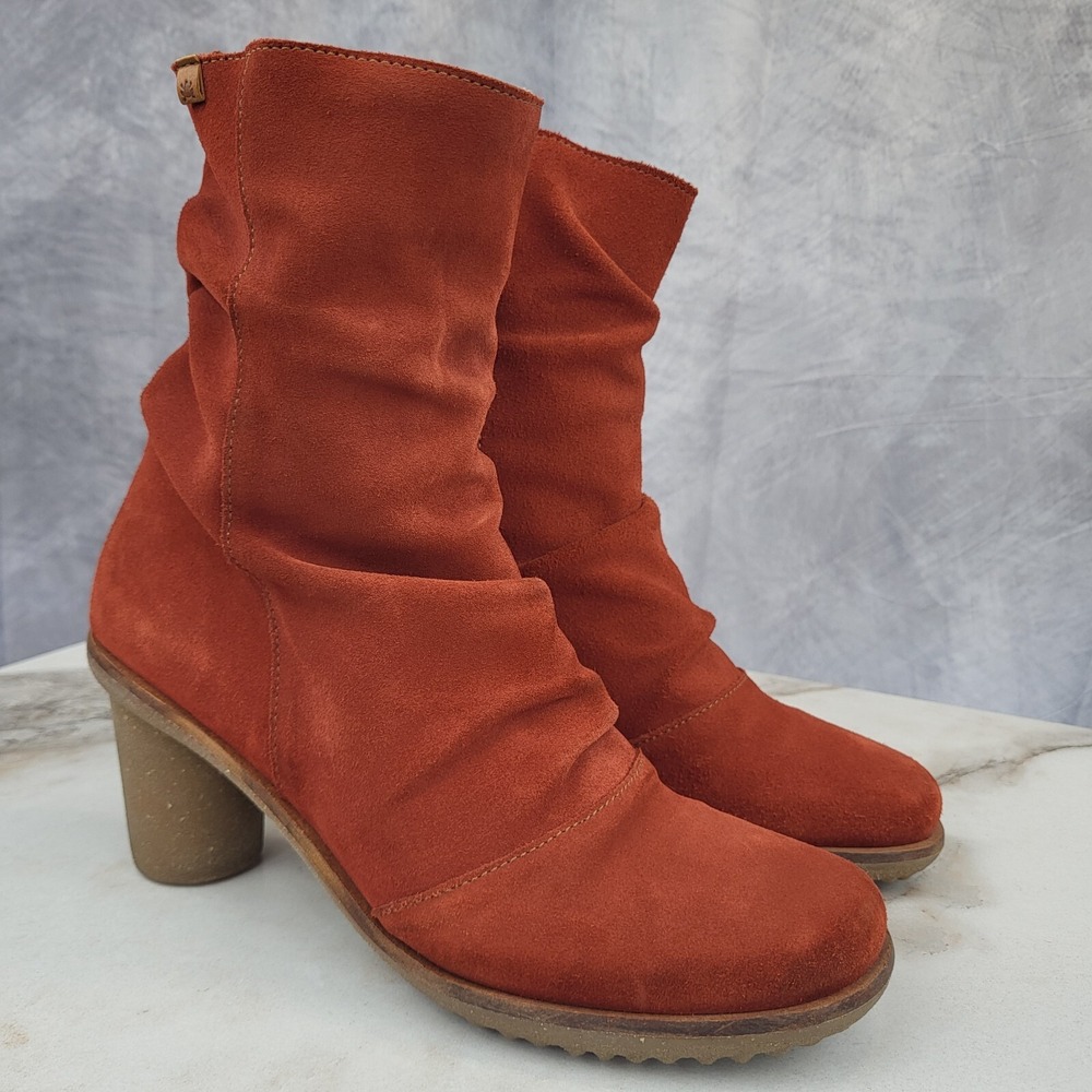 El Naturalista Trivia Slouchy Suede Boots Women's Size 42 Red